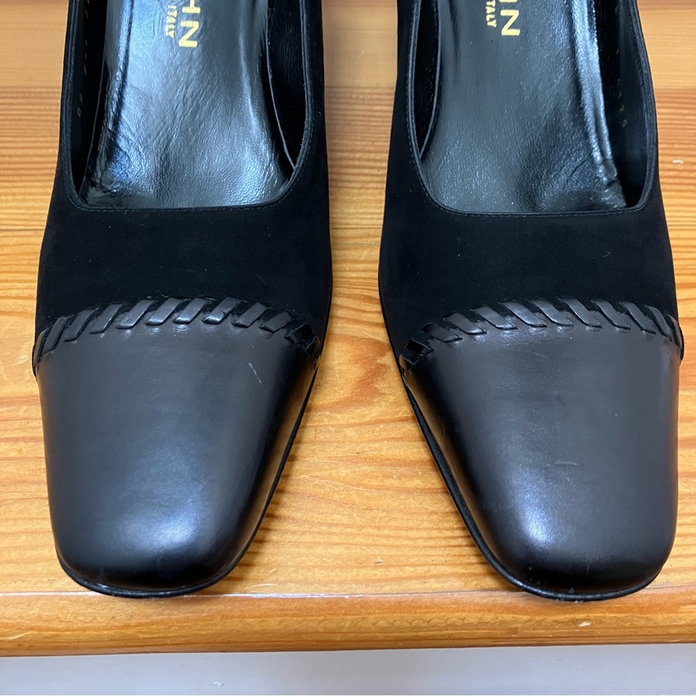 St. John Black Cap Toe Suede & Leather Heels Shoes Italy Designer 8.5 AA Narrow - Picture 4 of 13